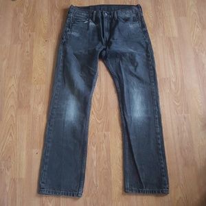 Levis 513 jeans